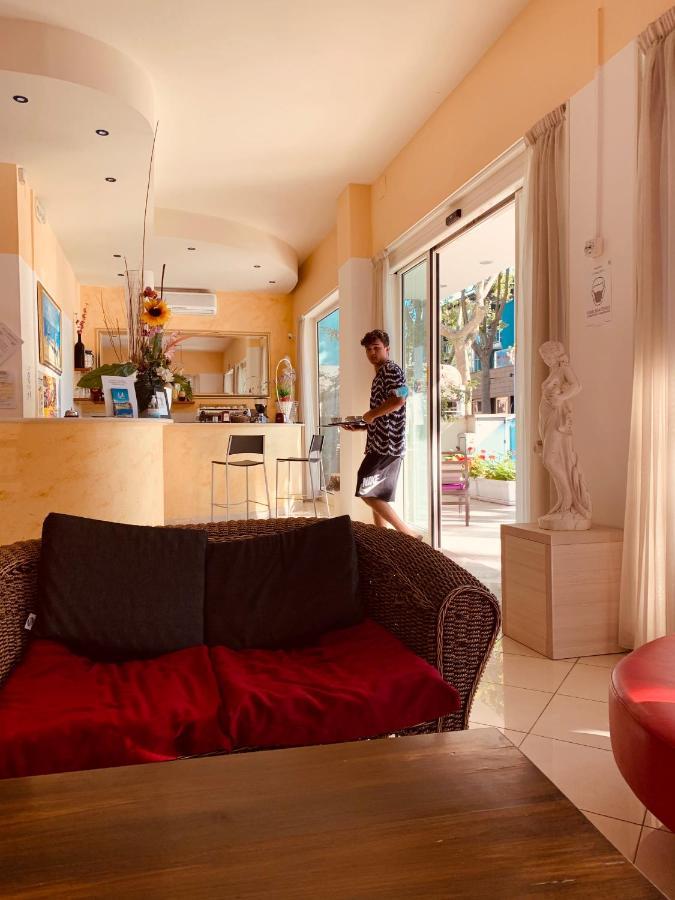 Villa Silvie Rose チェゼナーティコ エクステリア 写真